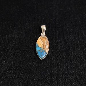 Spiny Oyster Arizona Turquoise Pendant #995